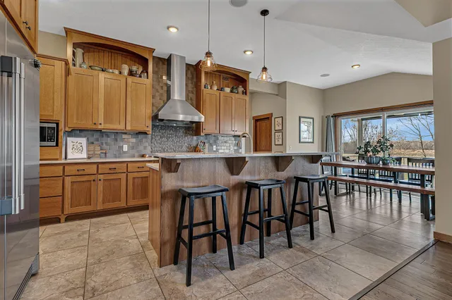 $675,000 | 1021 21st Avenue North, Sartell, MN 56377