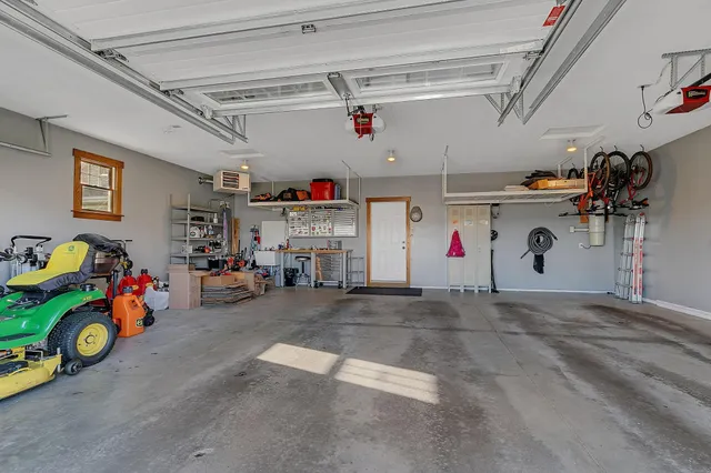 $675,000 | 1021 21st Avenue North, Sartell, MN 56377