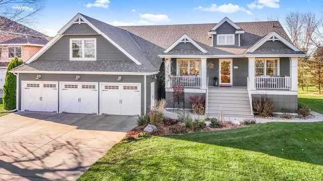 $675,000 | 1021 21st Avenue North, Sartell, MN 56377