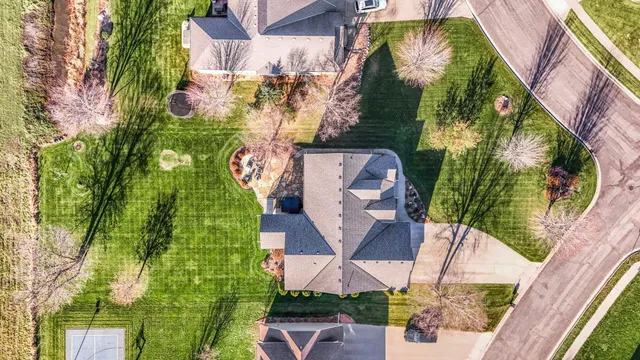 $675,000 | 1021 21st Avenue North, Sartell, MN 56377