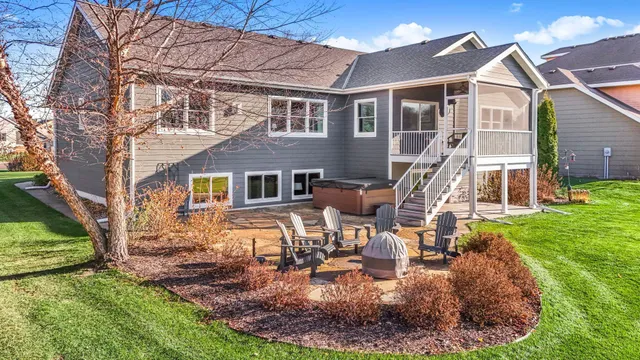 $675,000 | 1021 21st Avenue North, Sartell, MN 56377