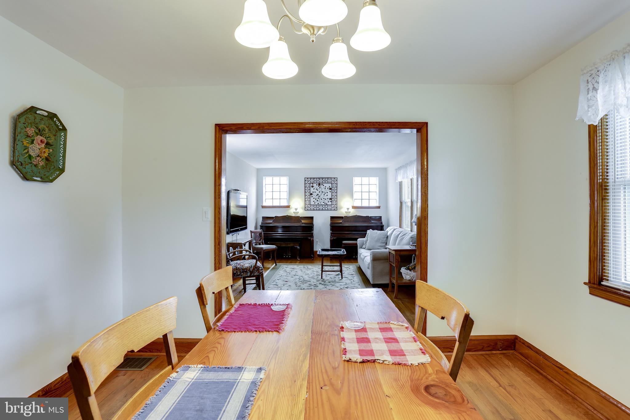 7020 Dunhill Road Baltimore, MD 21222 - Photo 4 of 37