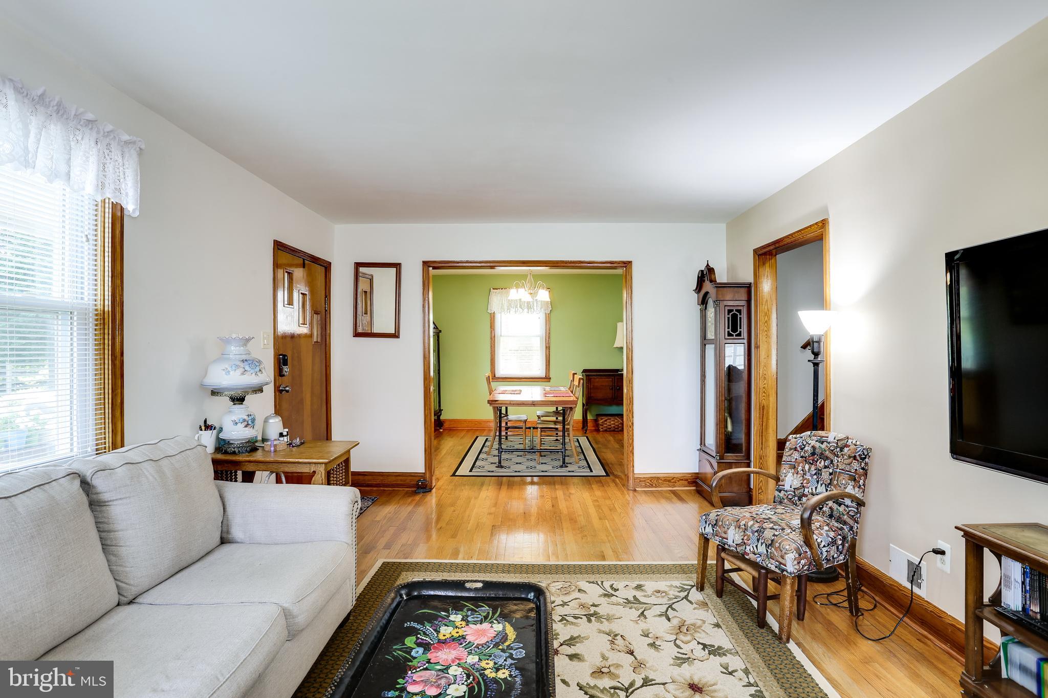 7020 Dunhill Road Baltimore, MD 21222 - Photo 5 of 37