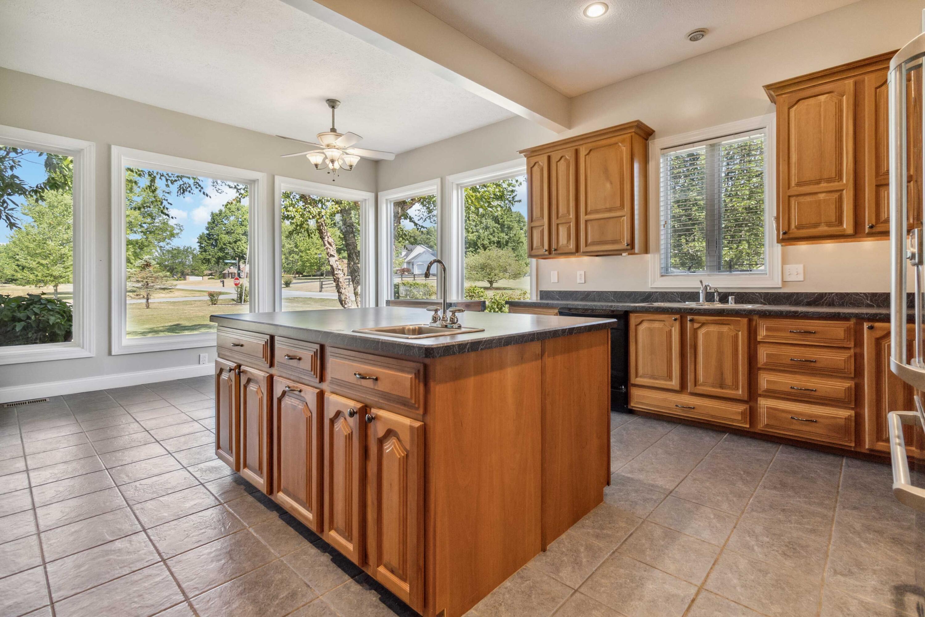 1016 Putter Point Lawrenceburg, KY 40342 - Photo 20 of 108 019