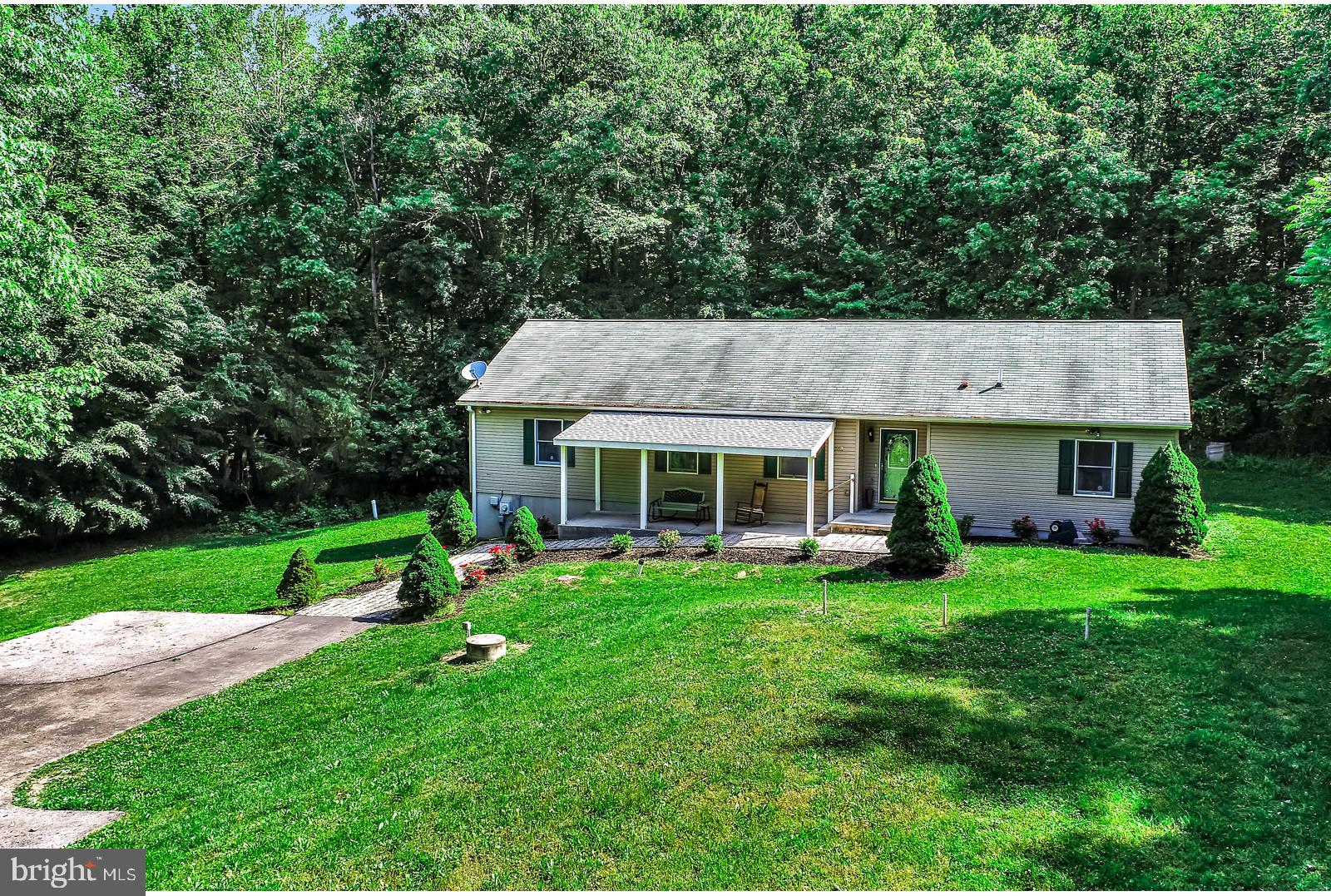 863 Iron Ridge Road Spring Grove, PA 17362 - Photo 8 of 44