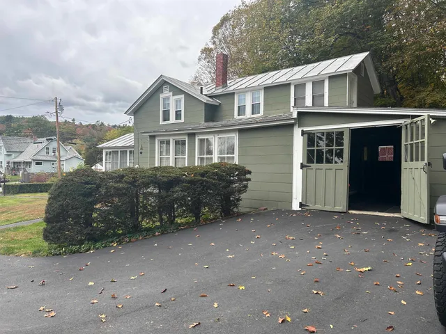 $319,000 | 184 Hazen Street, Hartford, VT 05001