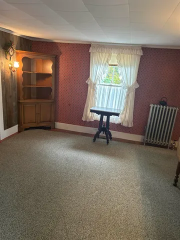 $299,500 | 184 Hazen Street, Hartford, VT 05001