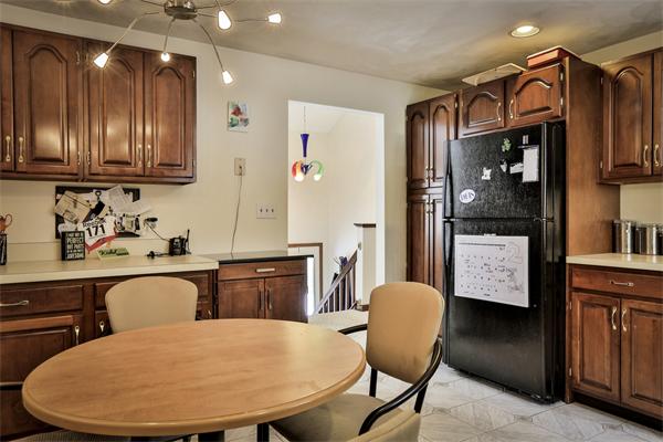 147 Hollytree Road Stoughton, MA 02072 - Photo 10 of 25 Gallery Image 10