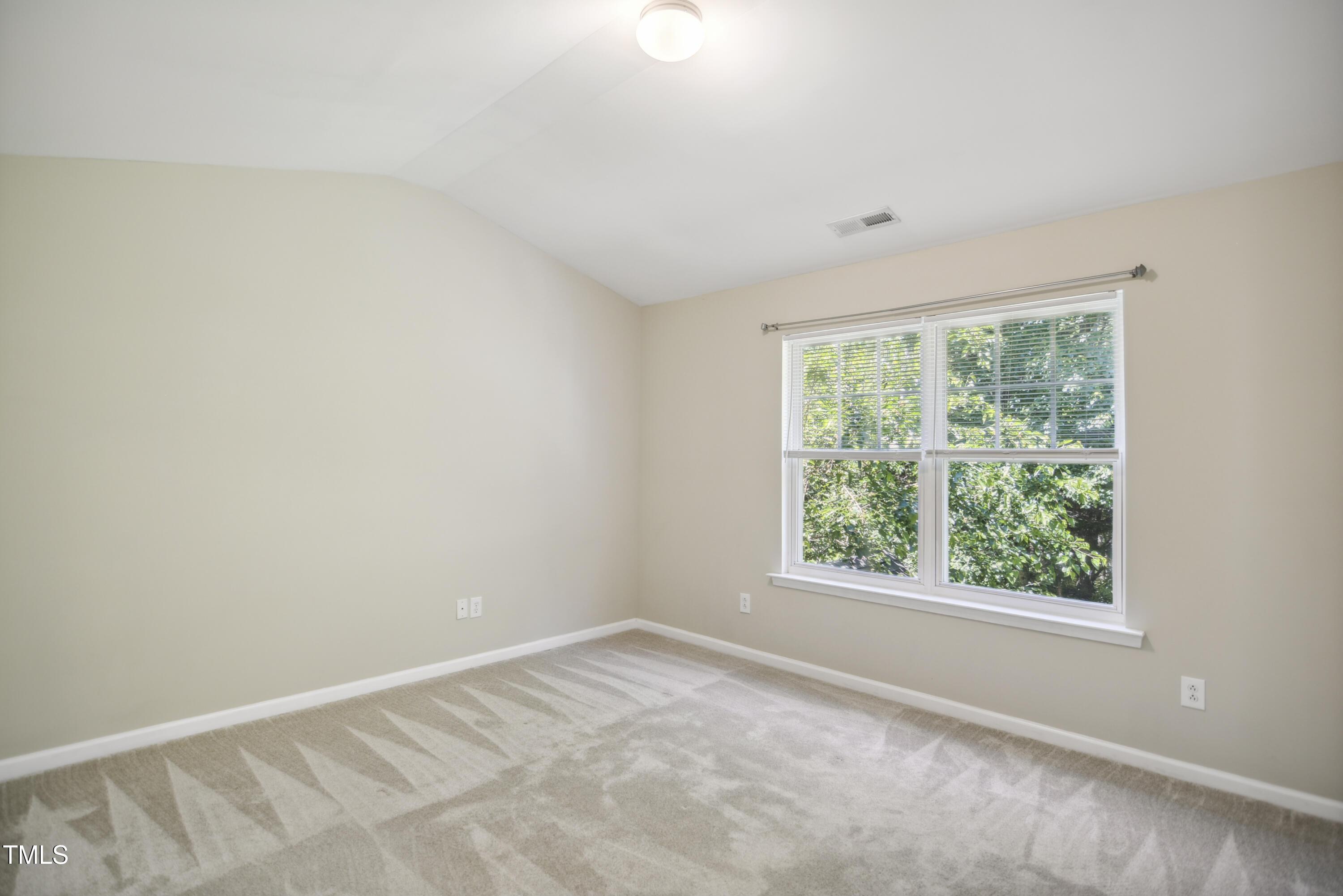 2207 Banks Hill Row Road Raleigh, NC 27614 - Photo 10 of 24 10