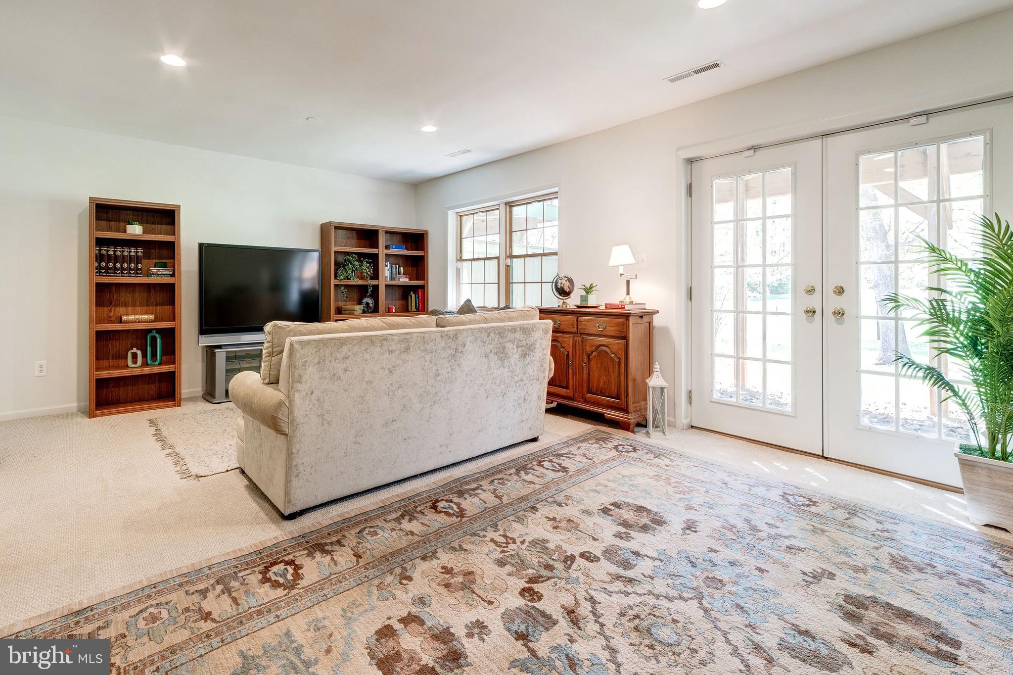 2124 Golf Course Drive Reston, VA 20191 - Photo 24 of 35 Gallery Image 24