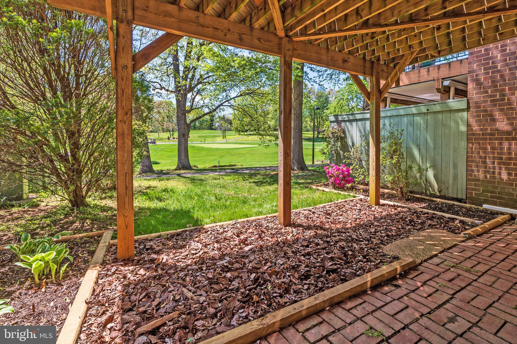 2124 Golf Course Drive Reston, VA 20191 - Photo 26 of 35 Gallery Image 26