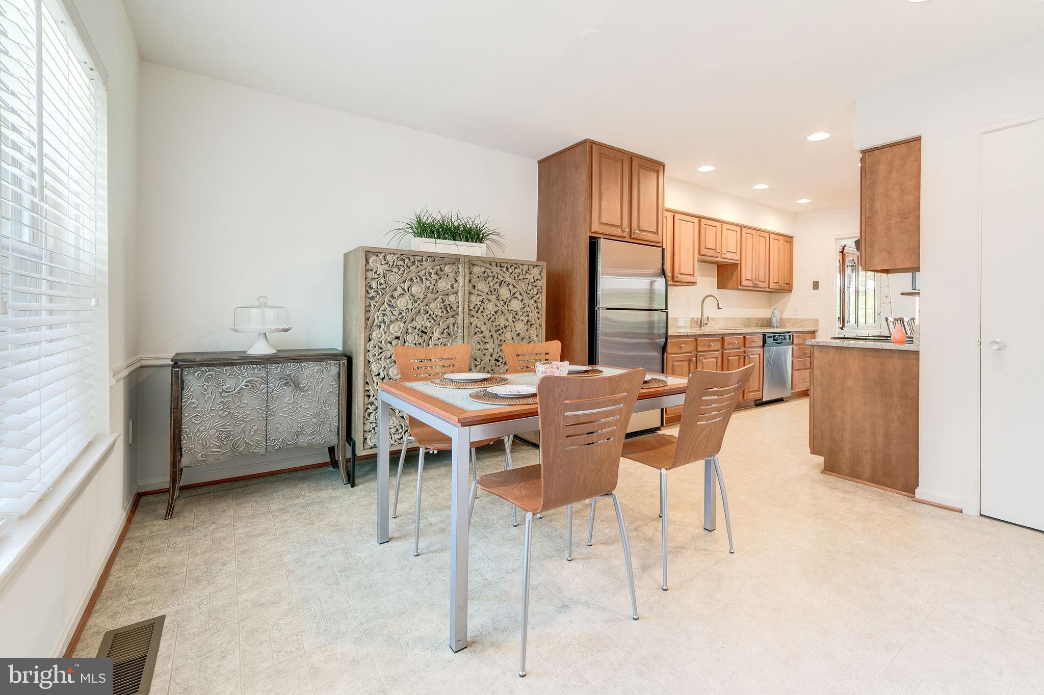 2124 Golf Course Drive Reston, VA 20191 - Photo 9 of 35 Gallery Image 9