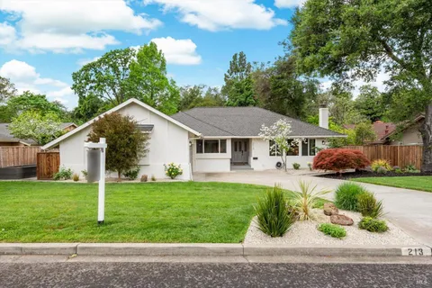 $2,195,000 | 213 Kaanapali Drive, Napa, CA 94558