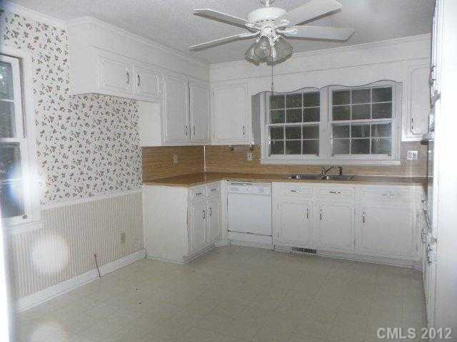 422 Plantation Road Rock Hill, SC 29732 - Photo 4 of 8 Gallery Image 4