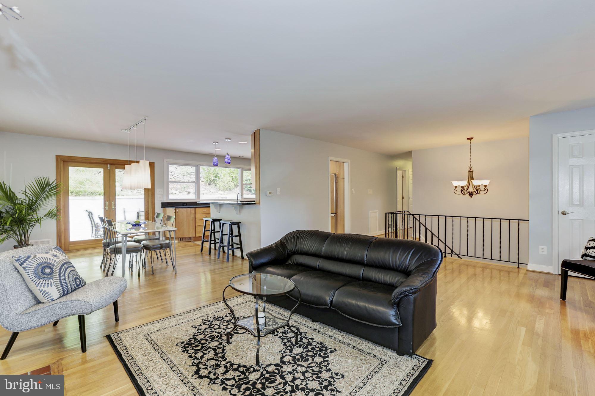 1806 Courtland Road Alexandria, VA 22306 - Photo 2 of 30 Light Filled Living Rm w/ Gorgeous Hardwood Floors