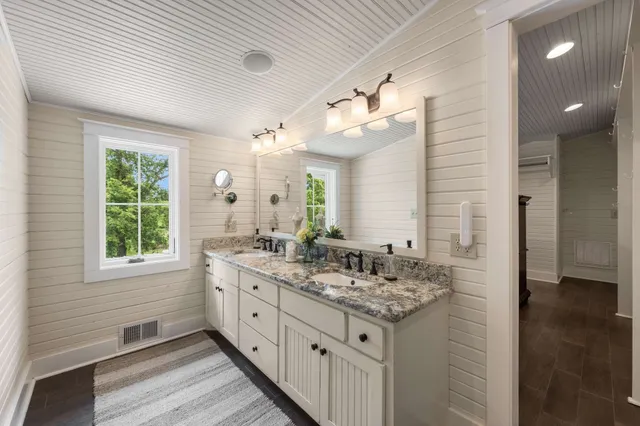 $2,485,000 | 405 Webb Road West, Bell Buckle, TN 37020