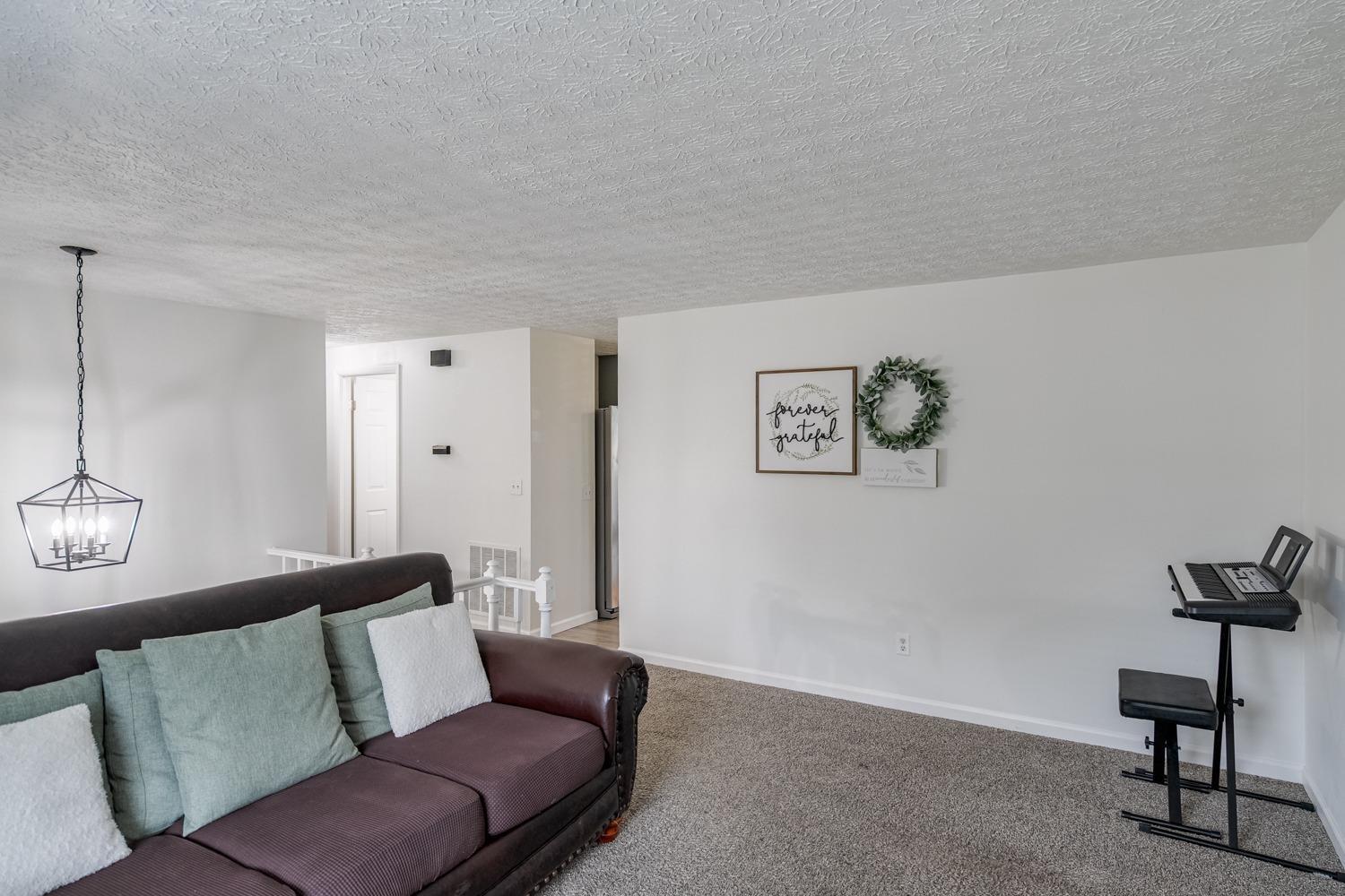 10843 West Road Harrison, OH 45030 - Photo 10 of 44 Gallery Image 10