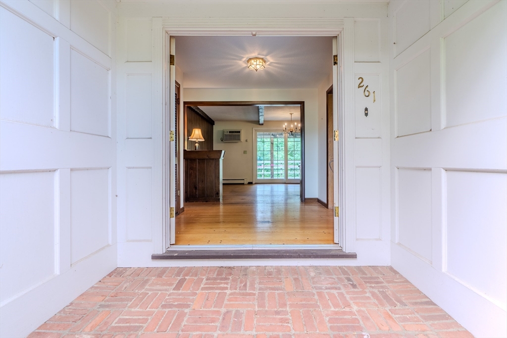 261 Bay Road Hadley, MA 01035 - Photo 18 of 42 Gallery Image 18