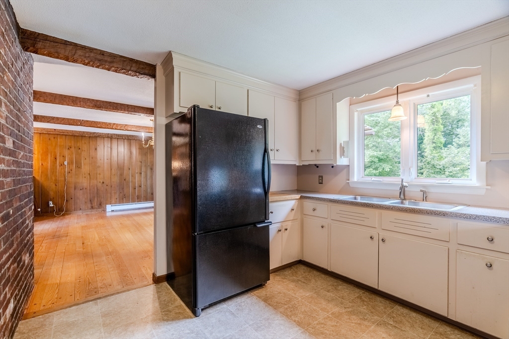 261 Bay Road Hadley, MA 01035 - Photo 27 of 42 Gallery Image 27