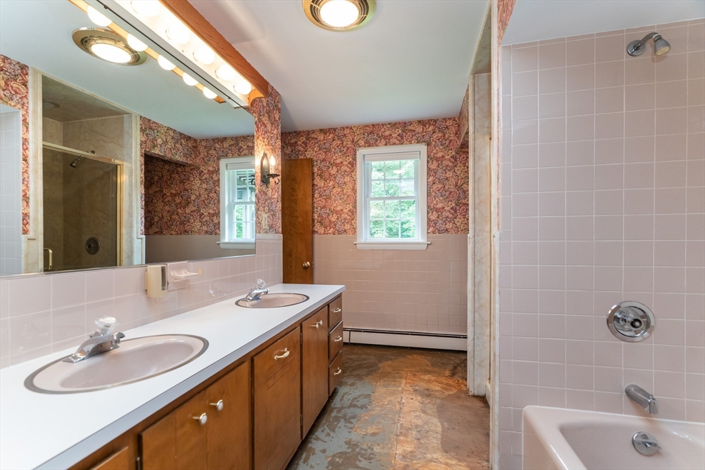 261 Bay Road Hadley, MA 01035 - Photo 35 of 42 Gallery Image 35