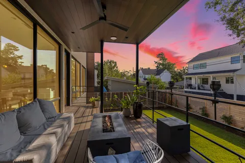 $1,624,900 | 1110 Grovewood Lane, Houston, TX 77008