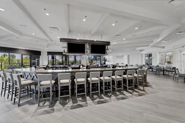 $2,700 | 17704 Gawthrop Drive, Unit 102, Bradenton, FL 34211