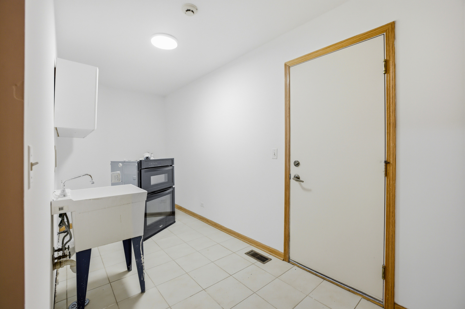 2812 Stuart Kaplan Court Aurora, IL 60503 - Photo 13 of 32