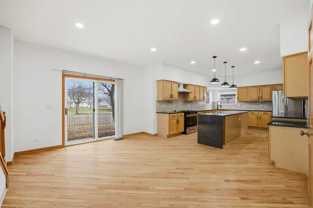 $549,999 | 2812 Stuart Kaplan Court, Aurora, IL 60503