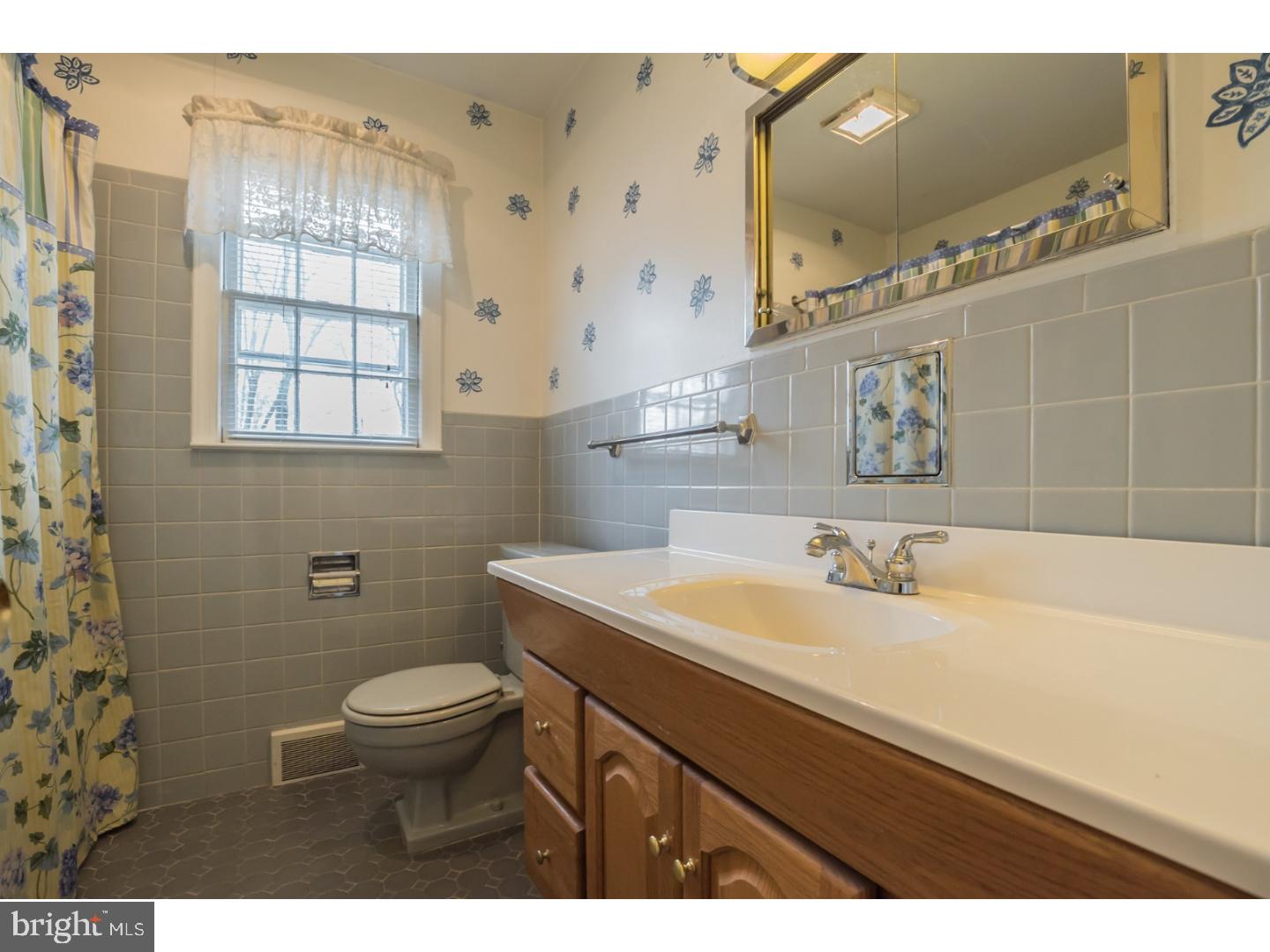 23 Wilburtha Road Ewing, NJ 08628 - Photo 22 of 25 Bathroom