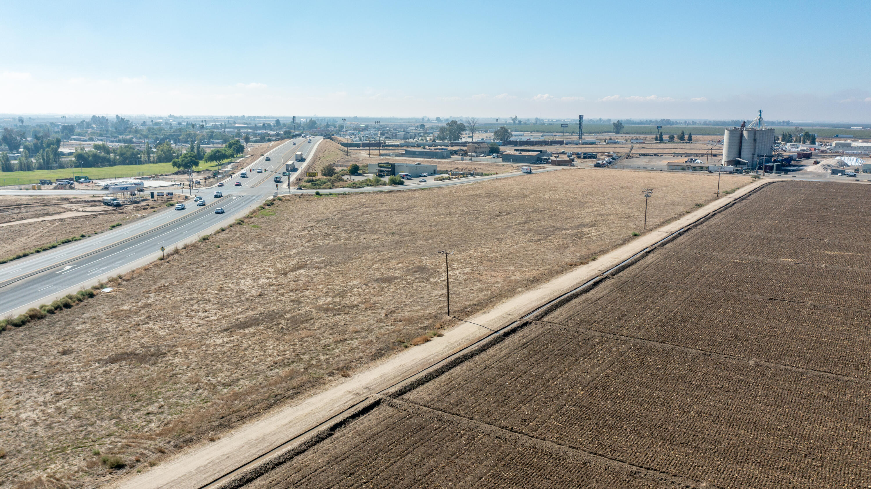 West Riggin Avenue Visalia, CA 93291 - Photo 9 of 25 Goshen 9 Acres-009