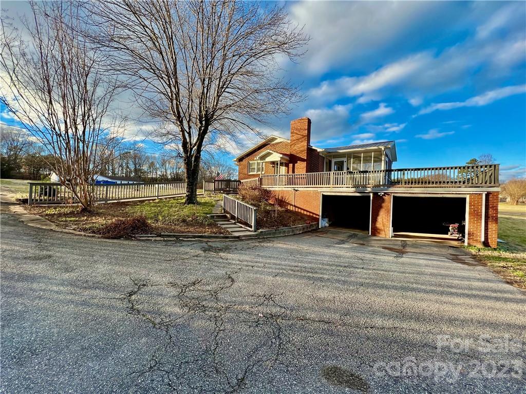2106 Travis Road Conover, NC 28613 - Photo 20 of 21 Gallery Image 20