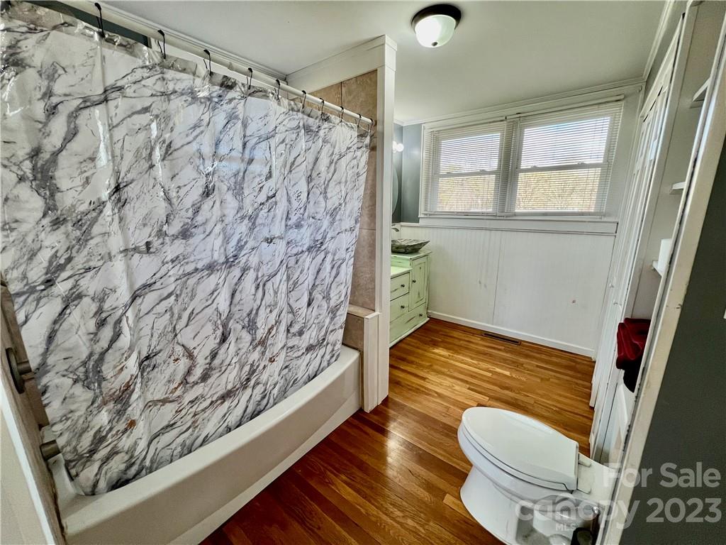 2106 Travis Road Conover, NC 28613 - Photo 8 of 21 Gallery Image 8