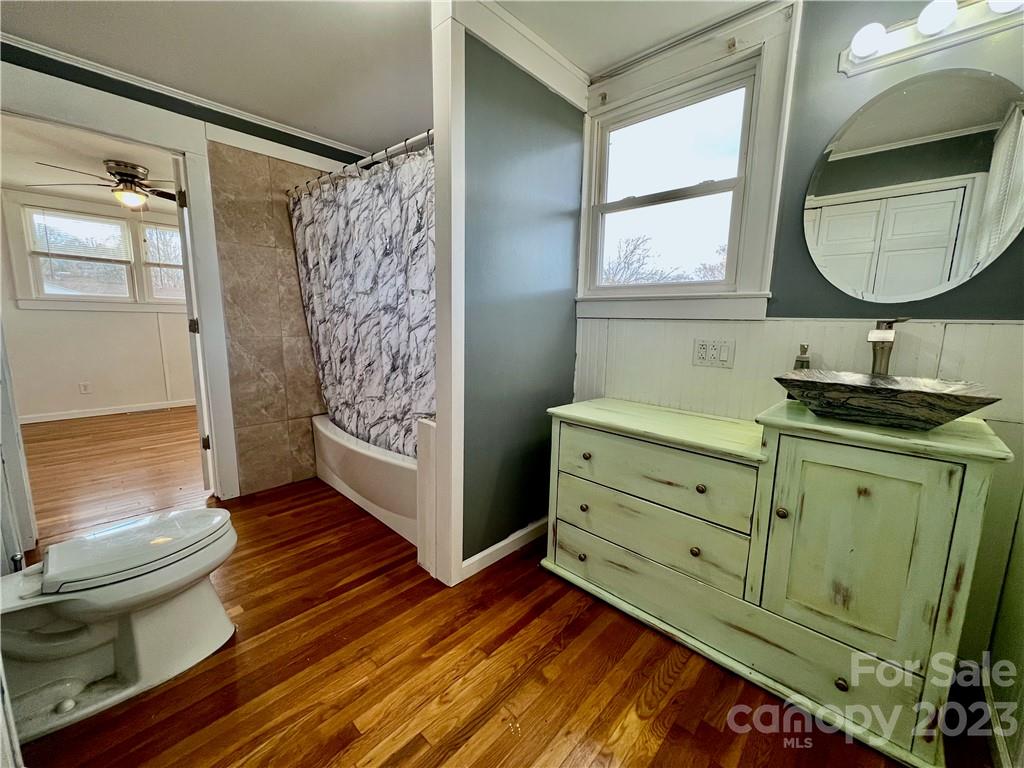 2106 Travis Road Conover, NC 28613 - Photo 9 of 21 Gallery Image 9