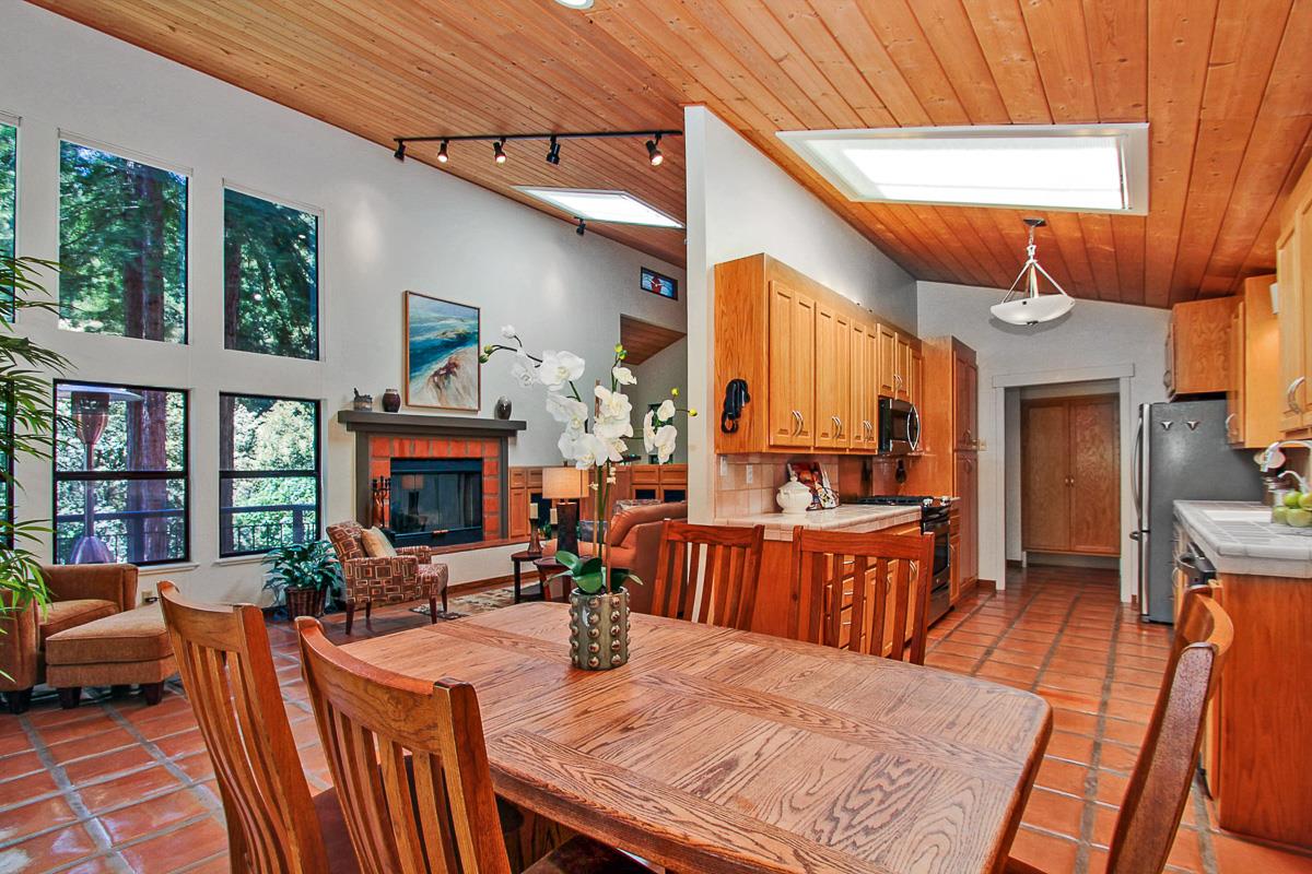 530 Jarvis Road Santa Cruz, CA 95065 - Photo 2 of 25 Gallery Image 2