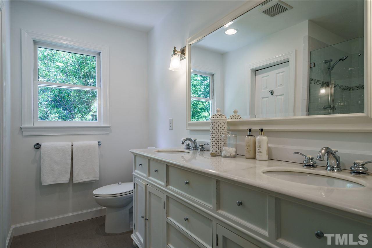 2224 Oxford Road Raleigh, NC 27608 - Photo 13 of 20