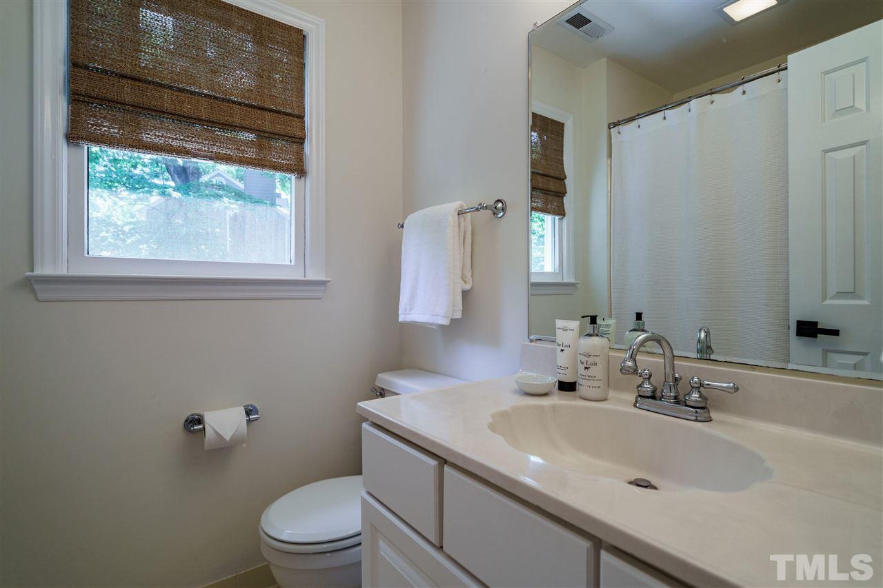 2224 Oxford Road Raleigh, NC 27608 - Photo 16 of 20