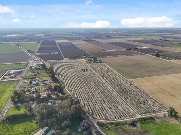 $2,225,000 | 5757 10th Avenue, Hanford, CA 93230