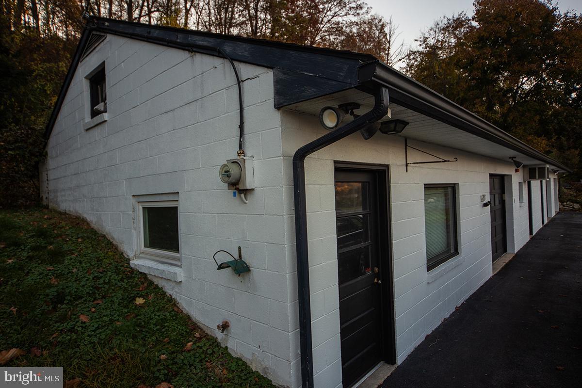 1147 Morgantown Road Reading, PA 19607 - Photo 26 of 34