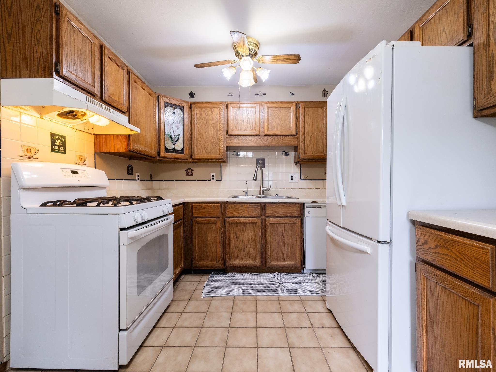5 Galvin Court Pekin, IL 61554 - Photo 11 of 38