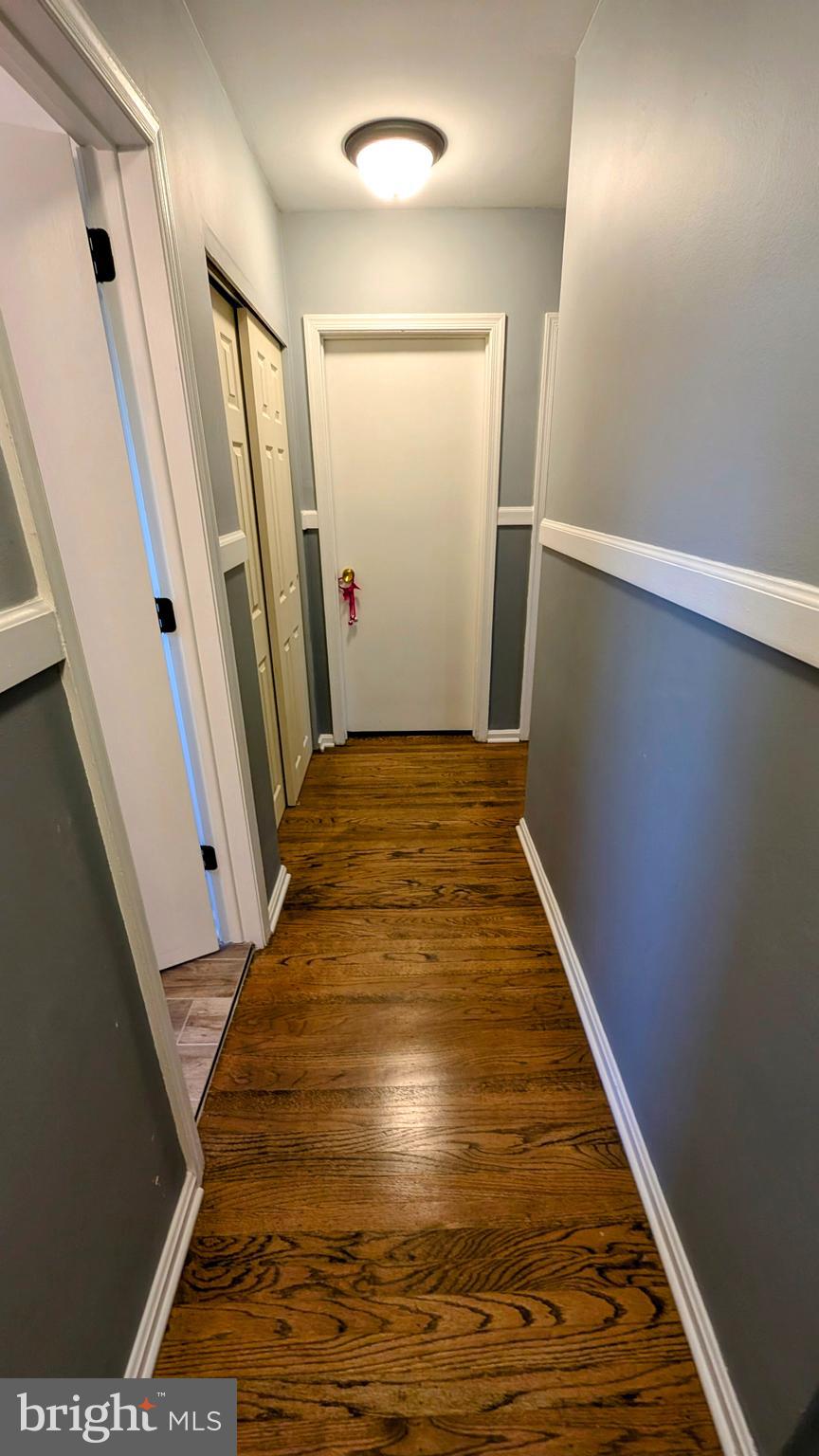 148 Cardinal Road Chalfont, PA 18914 - Photo 23 of 32 Hallway
