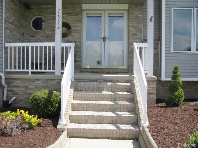 74772 Judges Court Romeo, MI 48065 - Photo 3 of 25 Judges #3 entry - porch.jpg