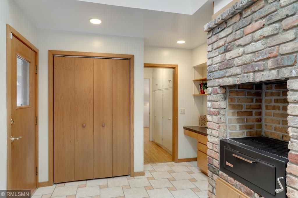 3750 Blackhawk Road Eagan, MN 55122 - Photo 14 of 34 Gallery Image 14