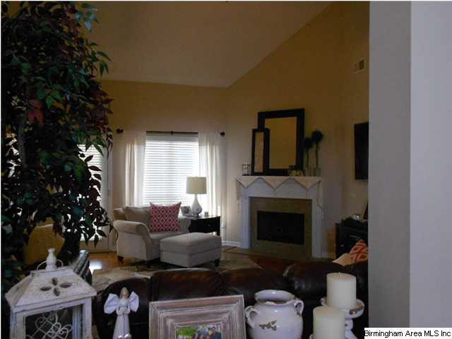 471 Summit Way Fultondale, AL 35068 - Photo 4 of 22