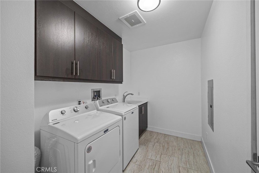 402 Rockefeller, Unit 305 Irvine, CA 92612 - Photo 12 of 45