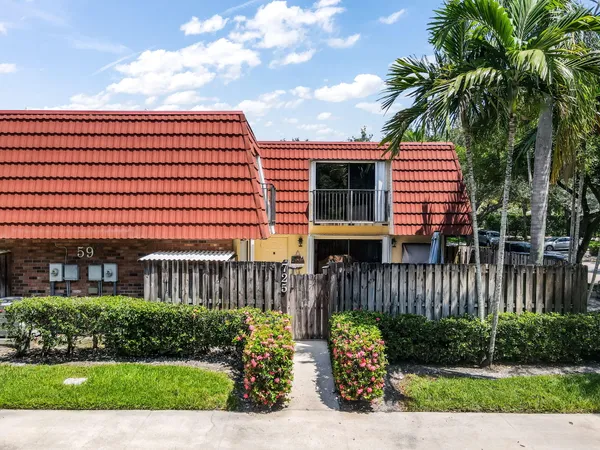 $389,000 | 725 Northwest 99th Circle, Plantation, FL 33324