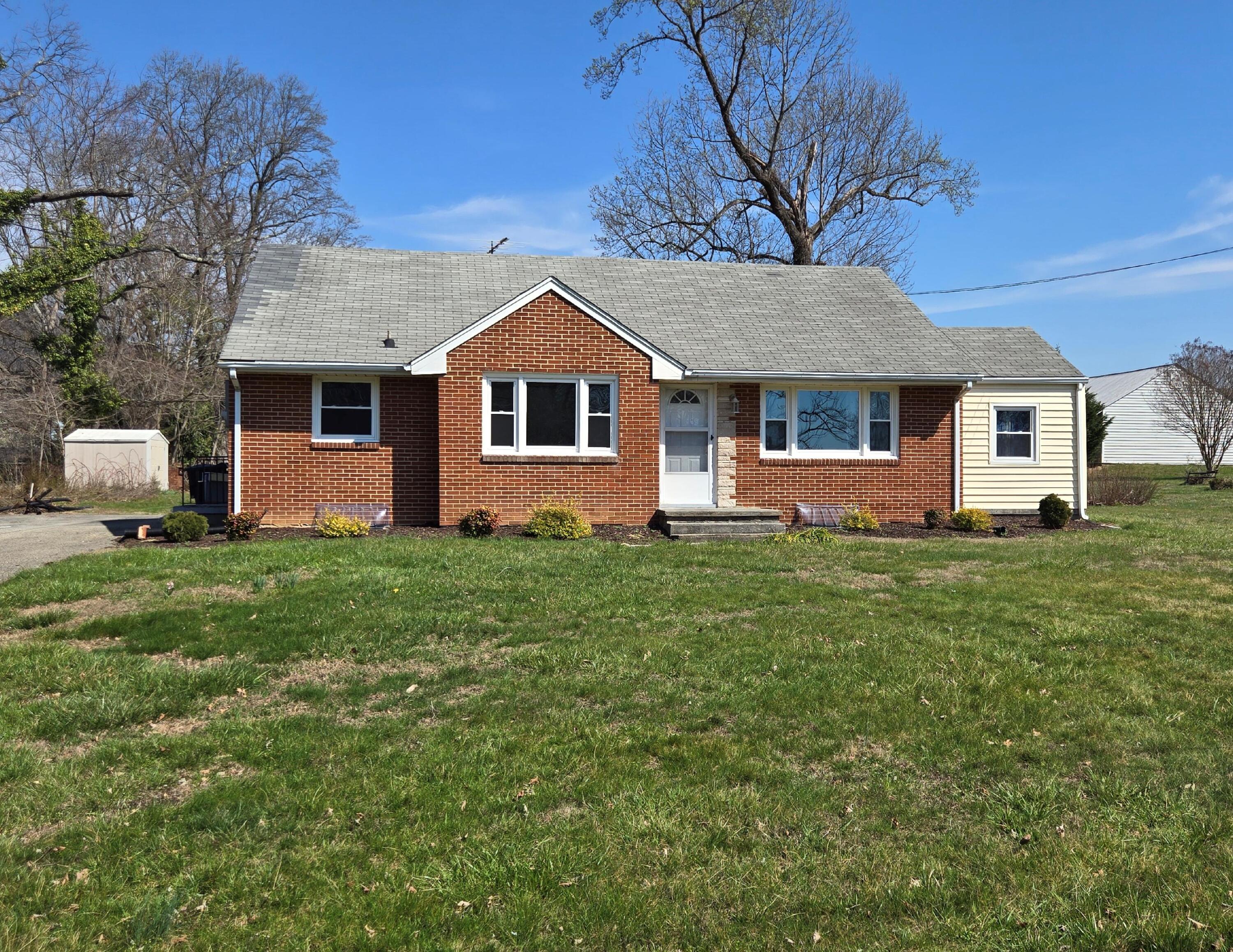 2676 Mountain View Road Vinton, VA 24179 - Photo 1 of 1 2676 Mountain View Rd