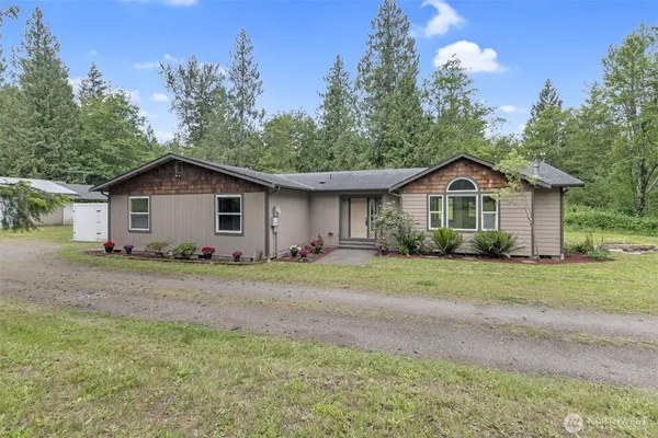 $799,999 | 39322 310th Avenue Southeast, Enumclaw, WA 98022