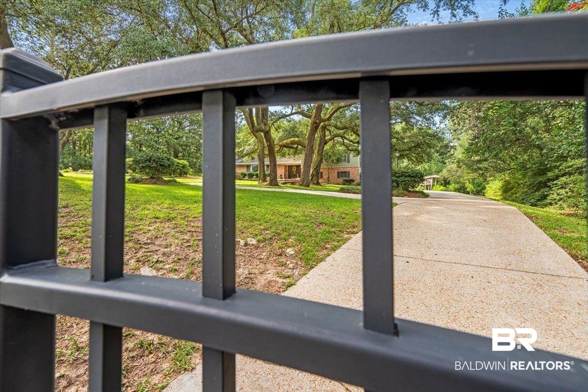 8321 Fordham Road Mobile, AL 36619 - Photo 7 of 50