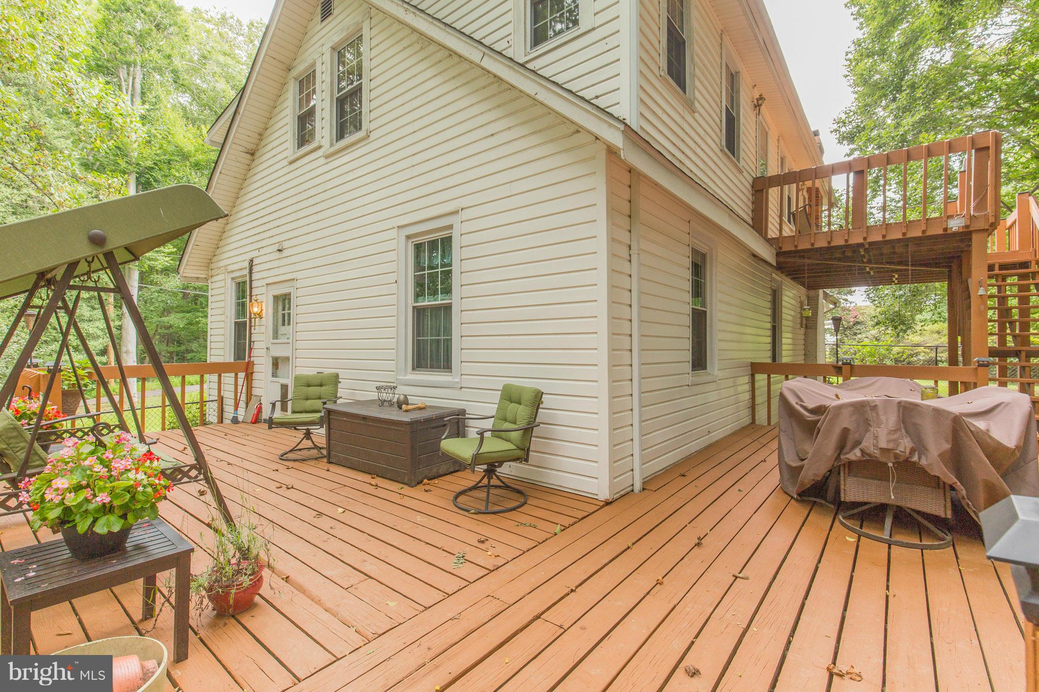 10935 Riverview Road Fort Washington, MD 20744 - Photo 12 of 30 Large tiered deck