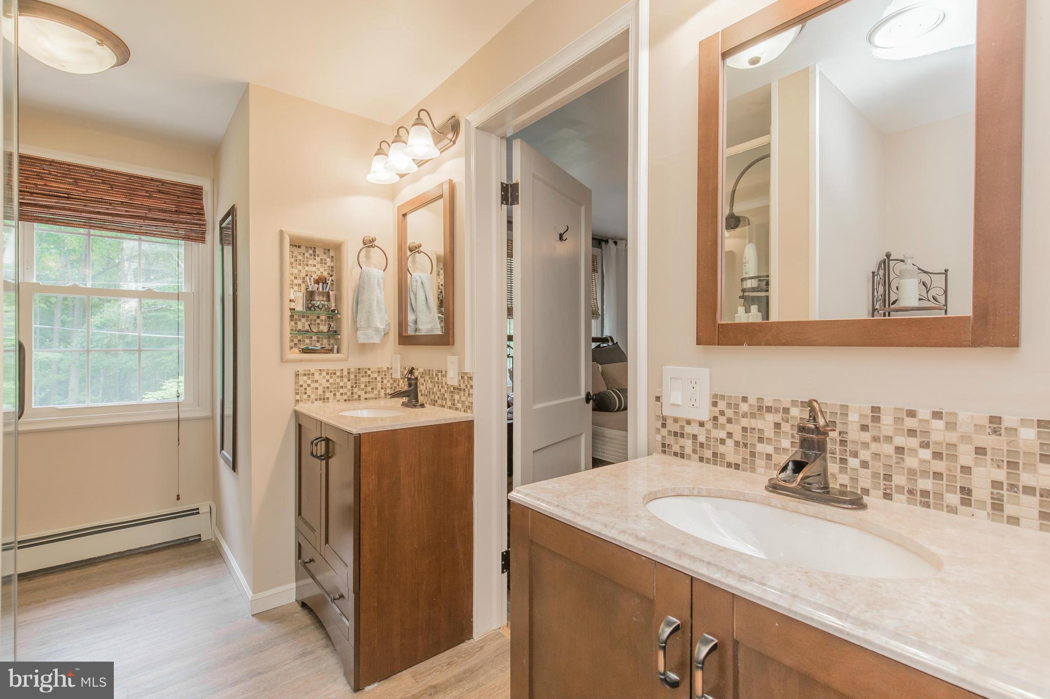 10935 Riverview Road Fort Washington, MD 20744 - Photo 17 of 30 Bath (Master)